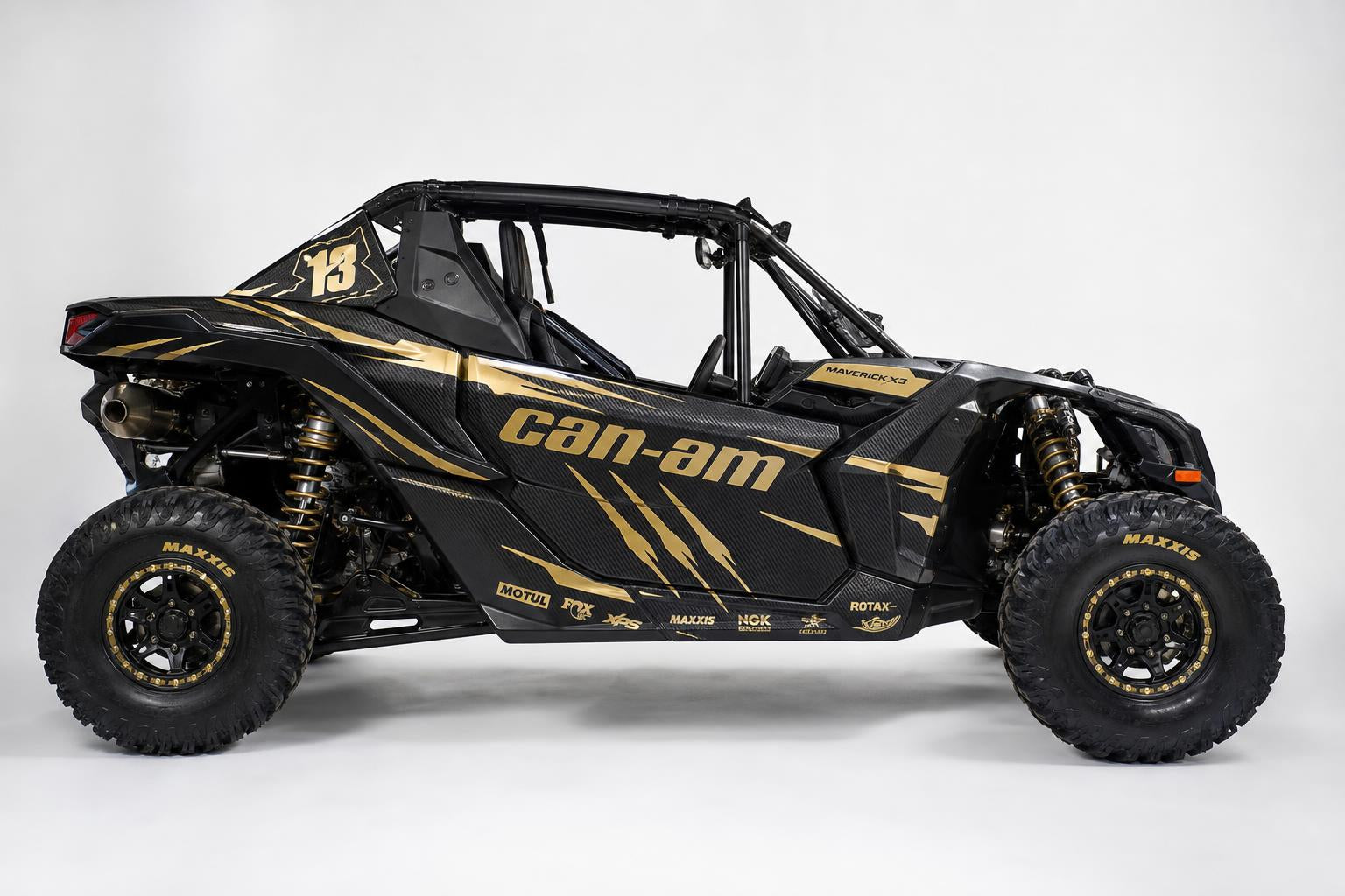 Can-Am Maverick X3 Carbon Gold wrap kit