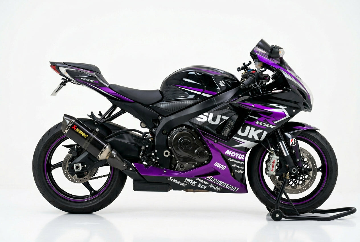 Suzuki GSX-R600 graphics kit in purple and silver side view